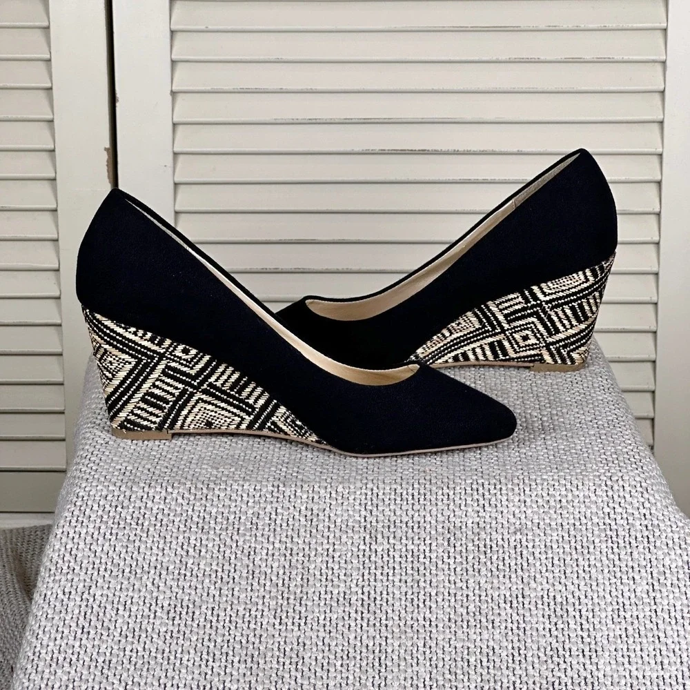 Chic Eva by Coral‎ 8 AK Black & Tan Wedges Modern Classic Geometric Heels Size 6